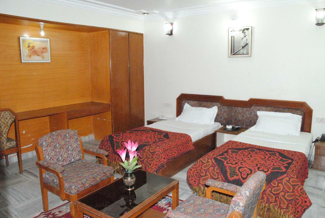 Geetco Hotel Jalor Extérieur photo