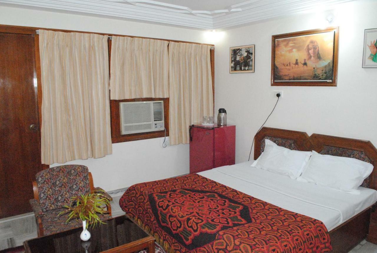 Geetco Hotel Jalor Extérieur photo