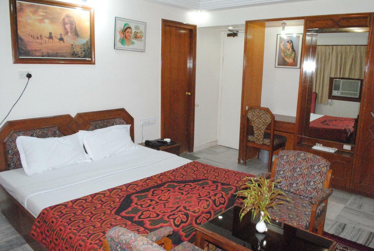 Geetco Hotel Jalor Extérieur photo