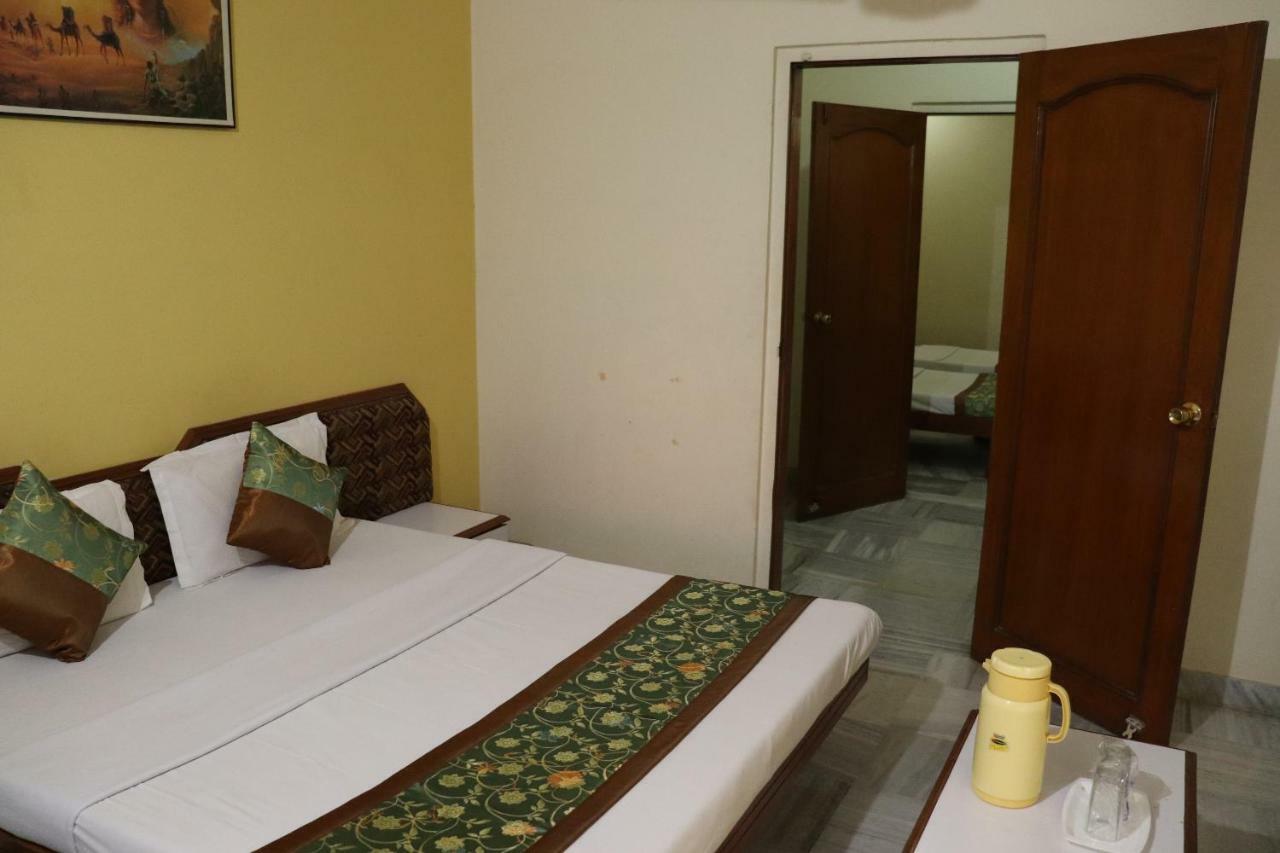 Geetco Hotel Jalor Extérieur photo