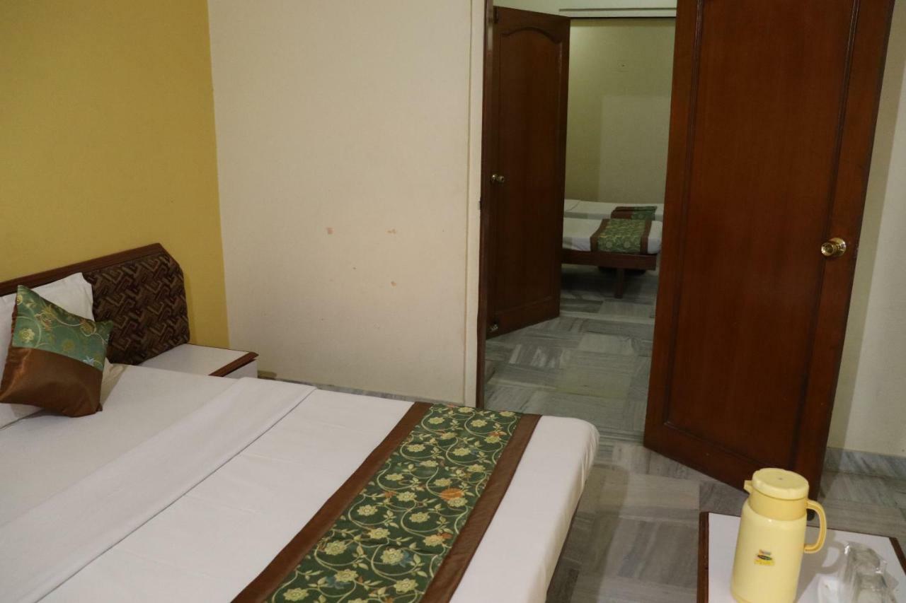 Geetco Hotel Jalor Extérieur photo