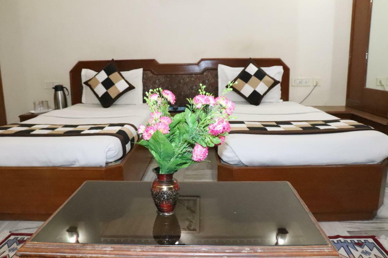 Geetco Hotel Jalor Extérieur photo