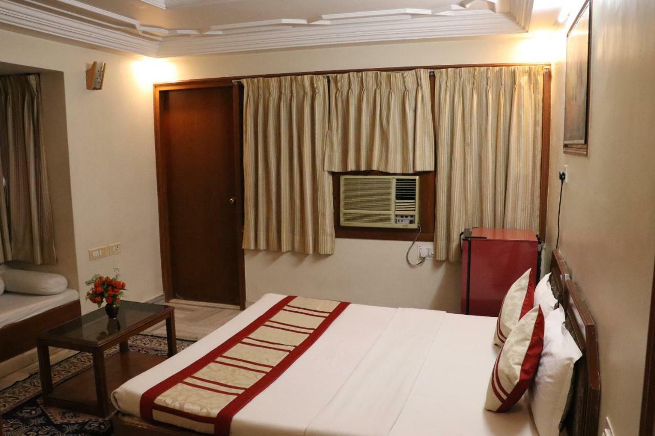 Geetco Hotel Jalor Extérieur photo